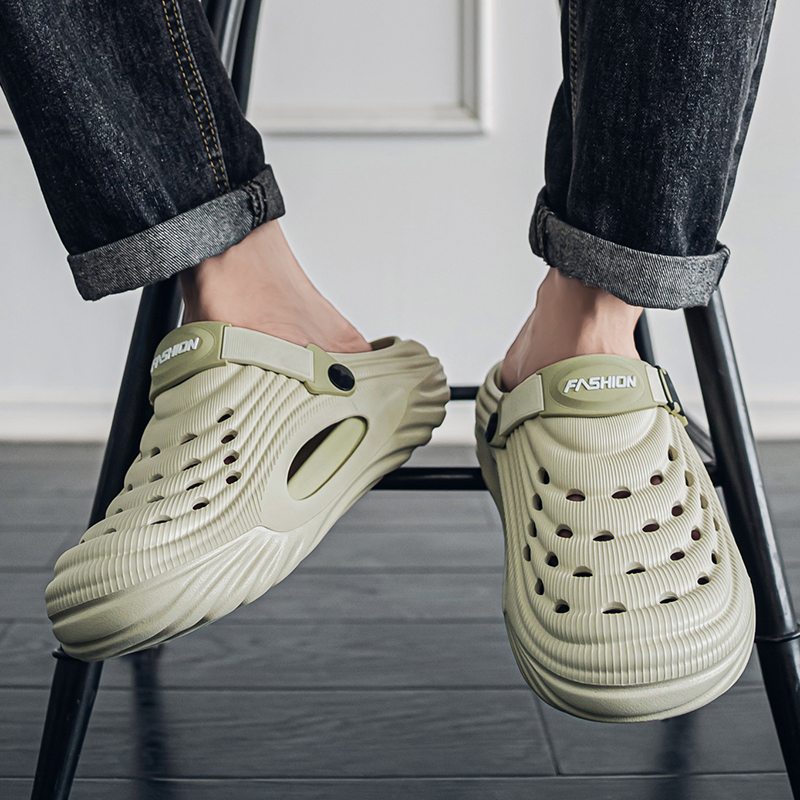 New Couple Models Hole Shoes S - Men'S Shoes In Style recension och pris